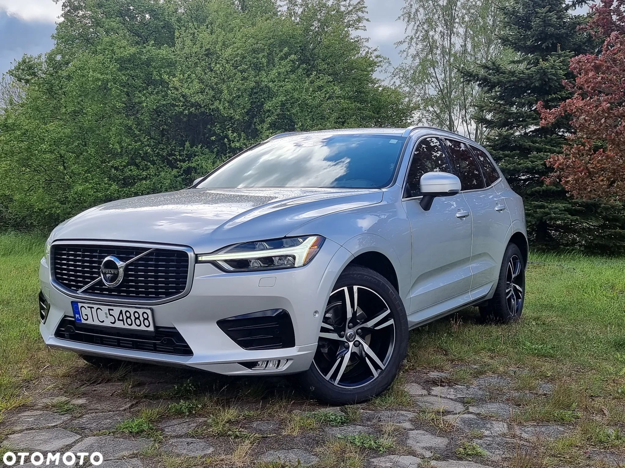 Volvo XC 60 T5 AWD R-Design - 1