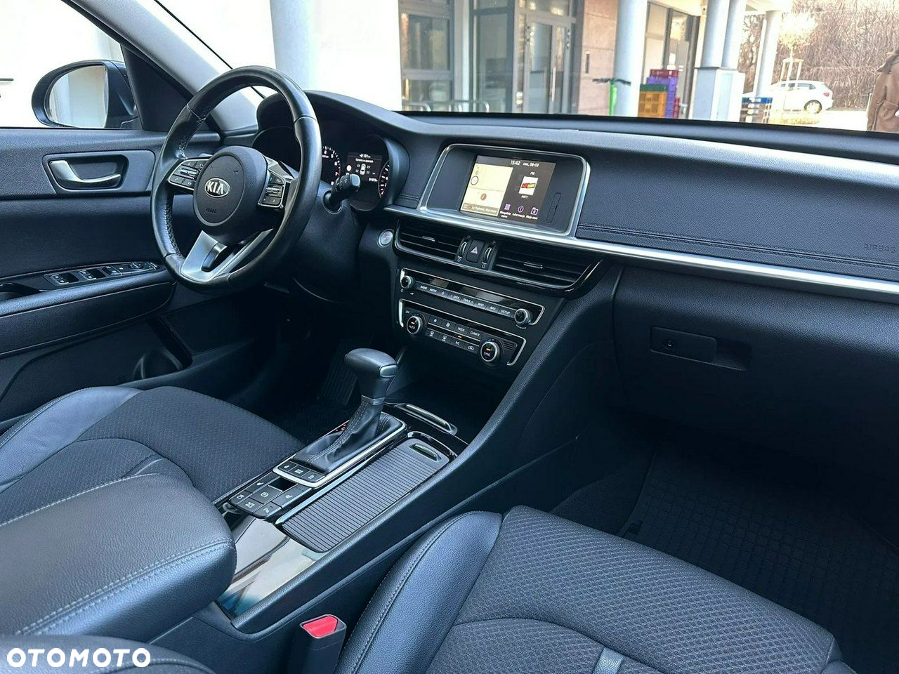 Kia Optima - 17