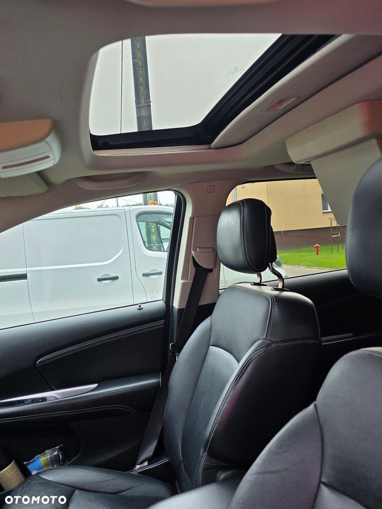 Fiat Freemont 2.0 Multijet Lounge AWD - 3