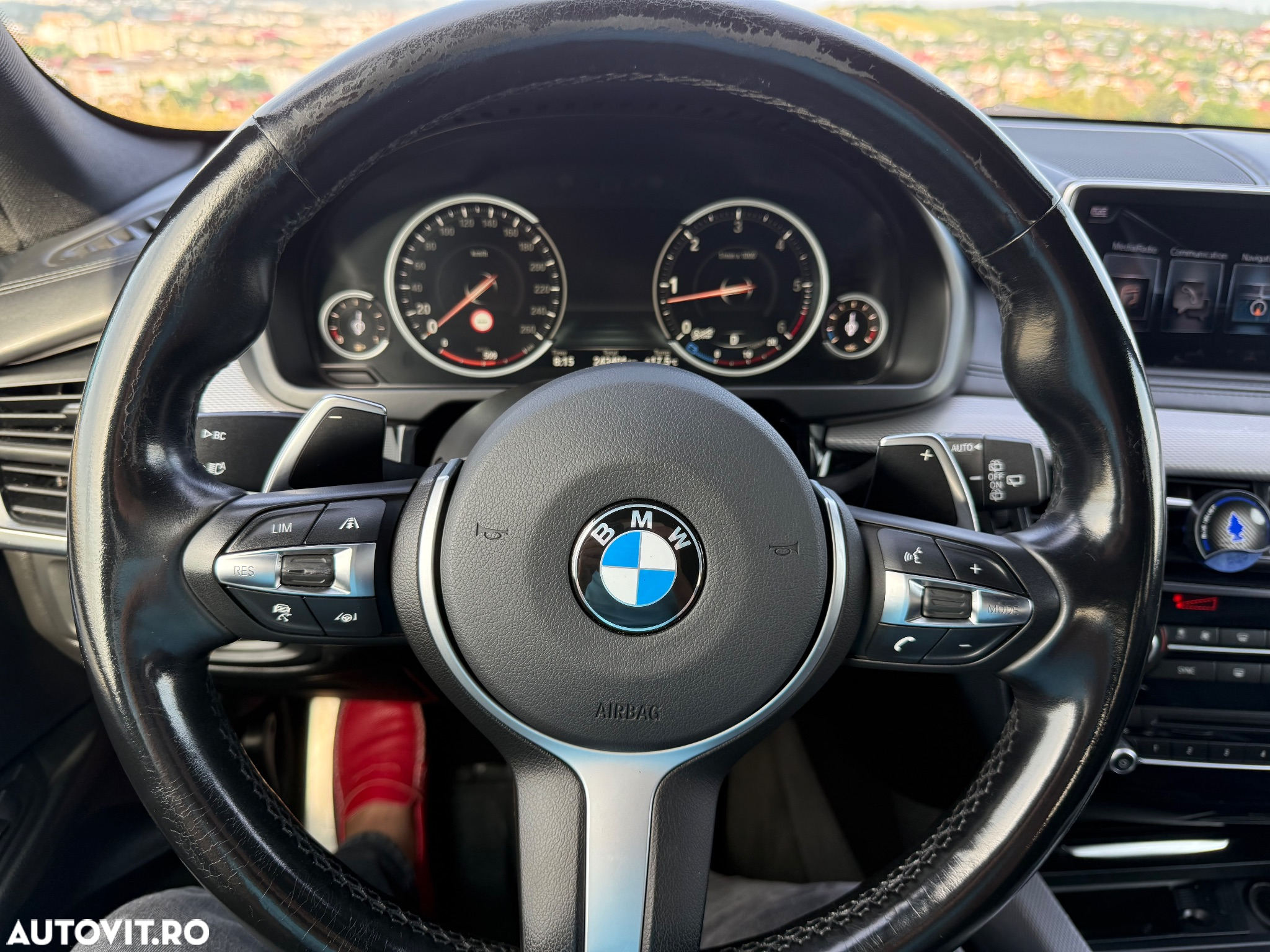 BMW X5 xDrive40d - 14