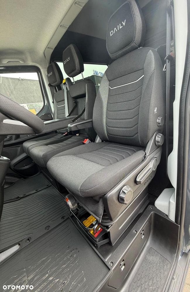Iveco SPECJALNA CENA – ostatnie sztuki !!! AUTOMAT 7 OSOBOWE MAX DŁUGIE - ZABUDOWA W CENIE - 29