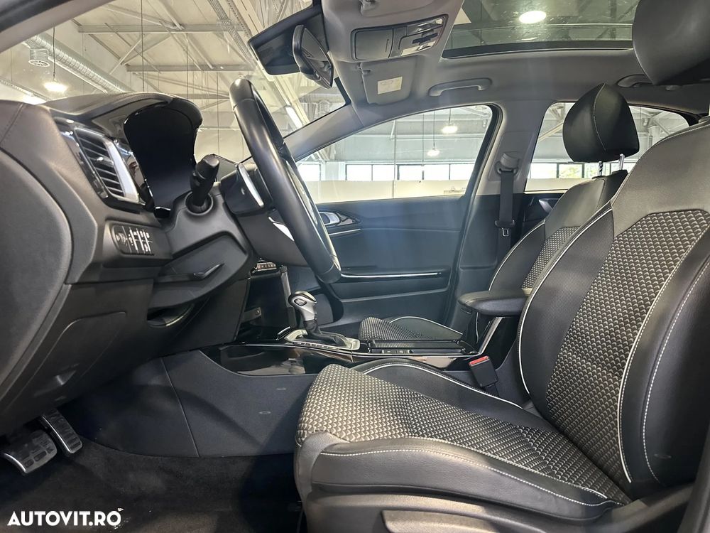 Kia XCeed - 24