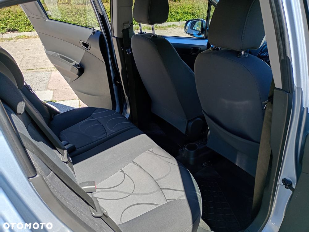 Chevrolet Spark - 17