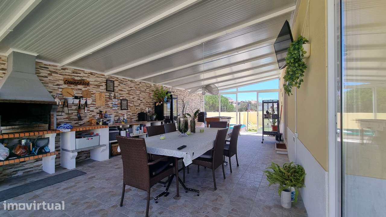 Moradia T4 com Piscina, Jacuzzi e Garagem | Sintra - Grande imagem: 5/24