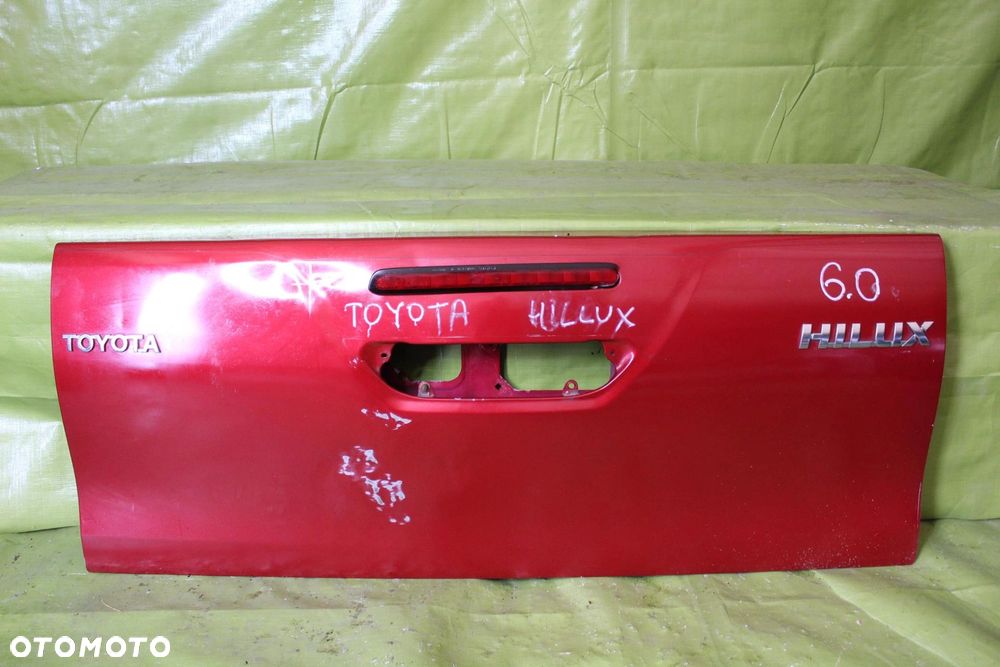 Klapa tył Toyota Hilux po 2015r.