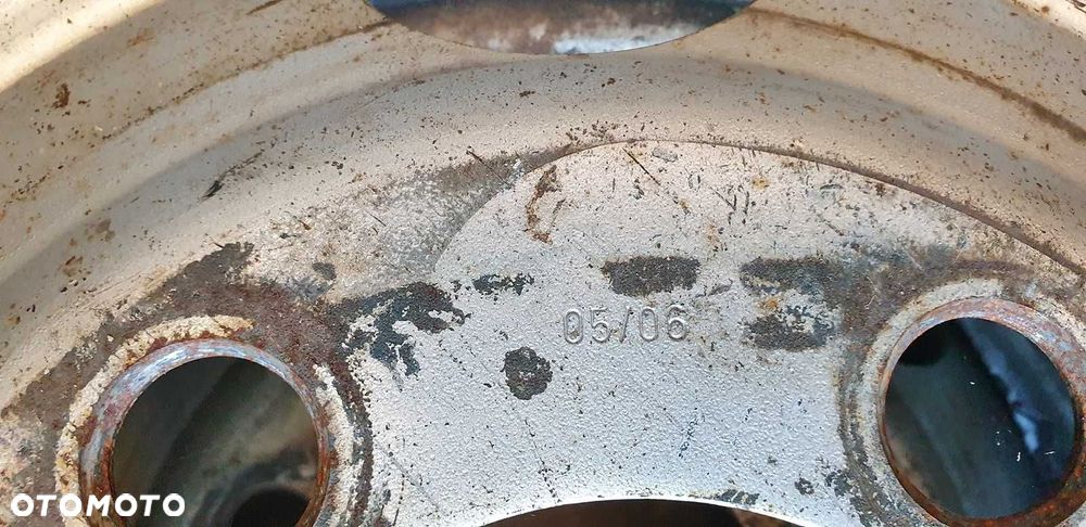 Felga Felgi Canter Fuso 5s13 3c13  5 lub 6 Śrub - 7