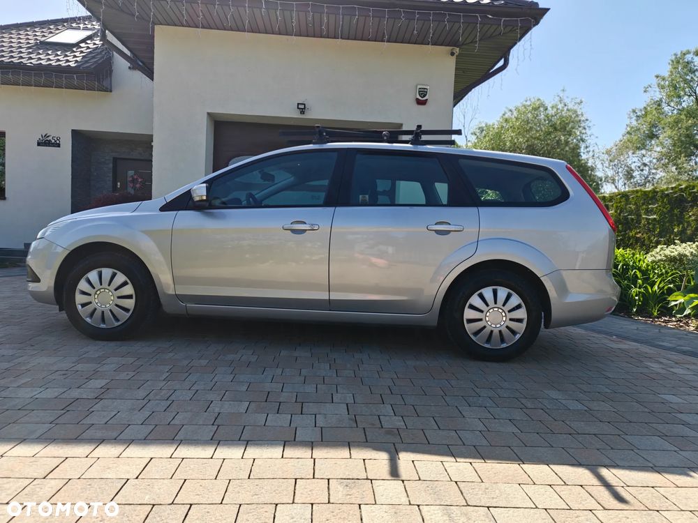 Ford Focus 1.6 Ambiente - 6