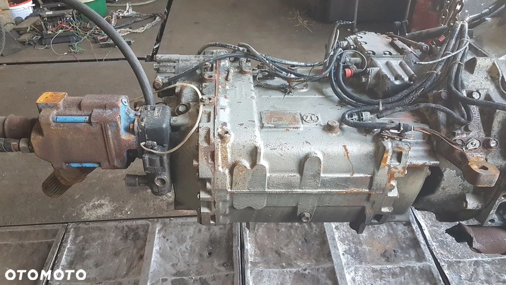 SKRZYNIA BUIEGOW MAN ZF 16S150 - 1