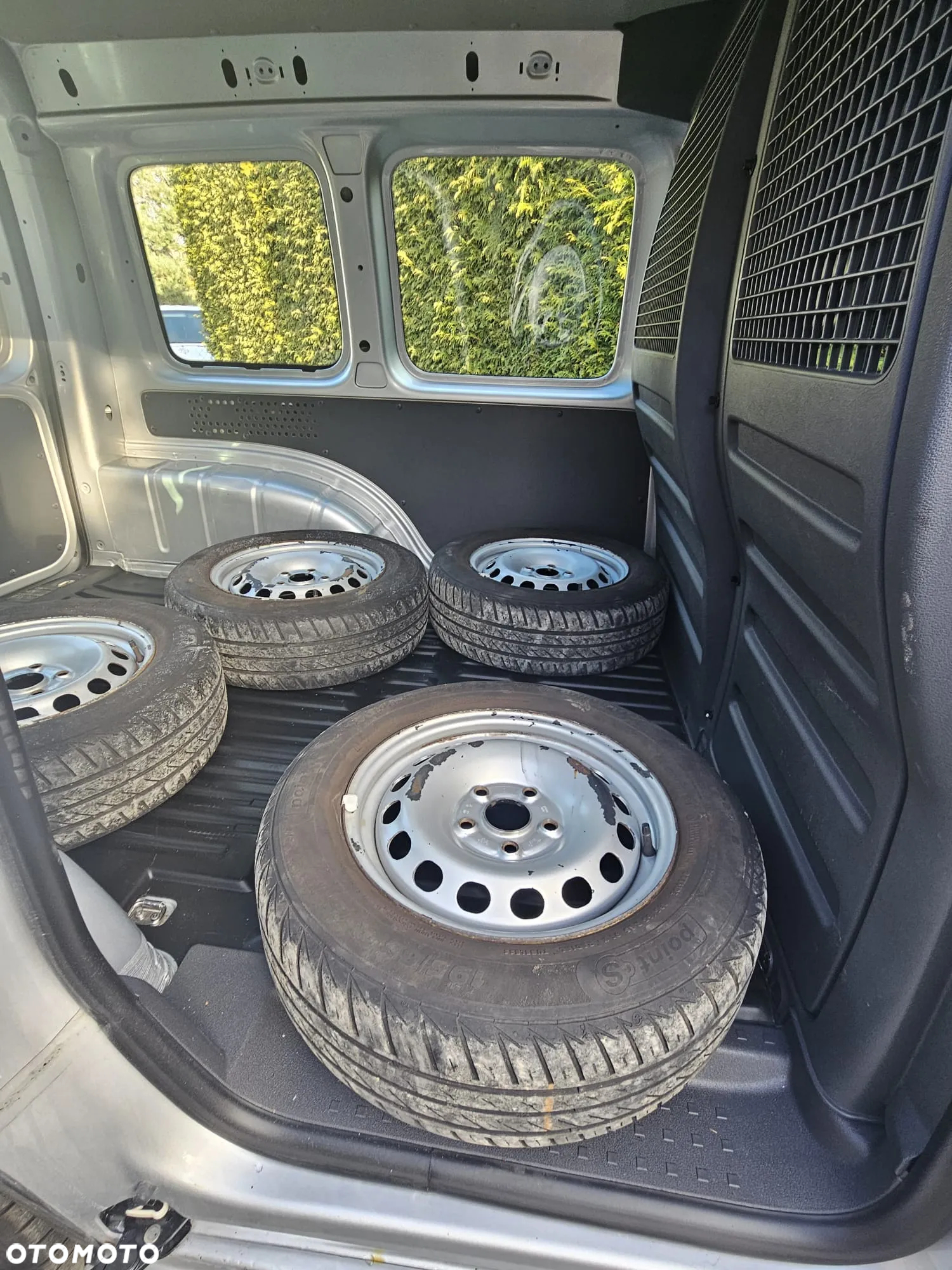 Volkswagen Caddy - 6