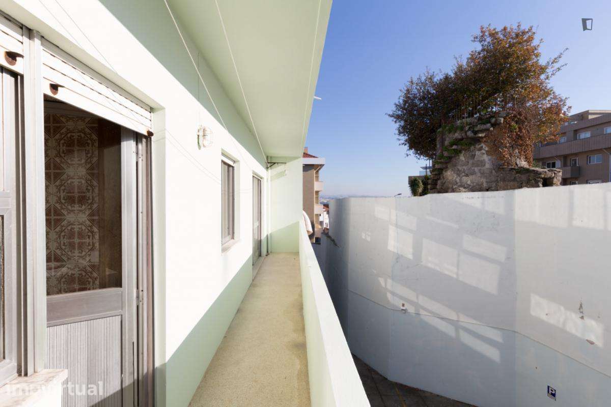 Quarto - localizado em Campanhã Porto - Grande imagem: 5/21