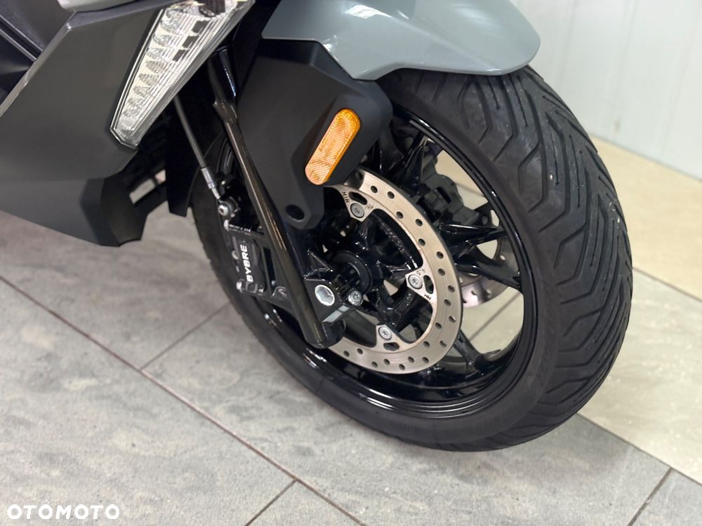 BMW C 400 GT - 11