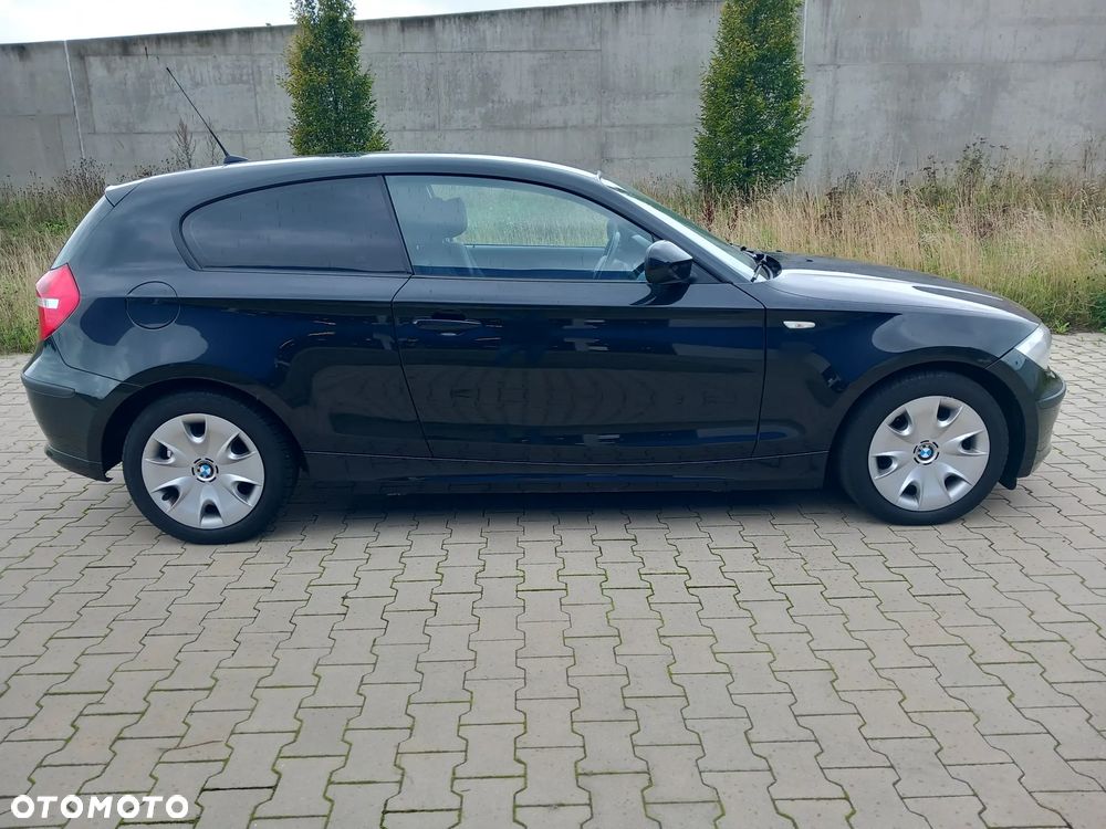 BMW Seria 1 116d - 12