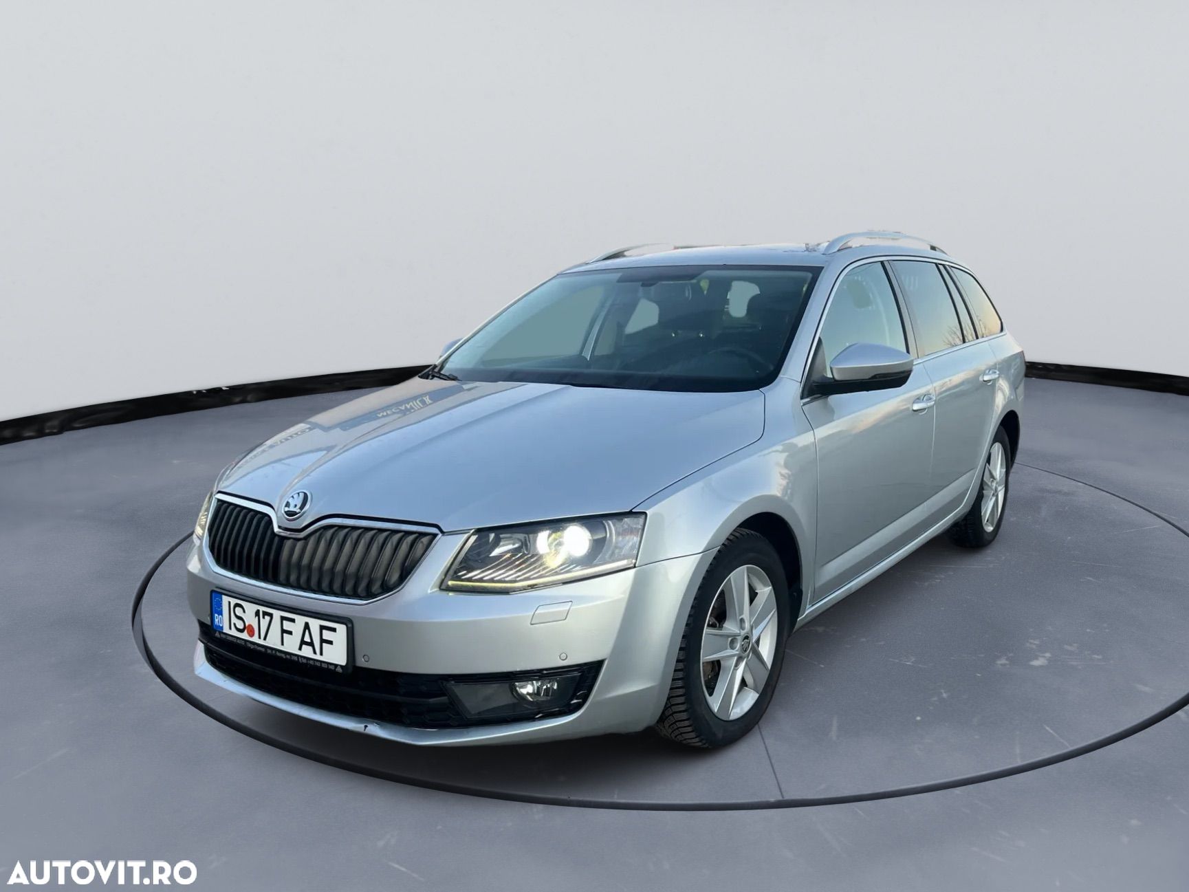 Skoda Octavia 2.0 TDI (Green tec) 4x4 Ambition - 1