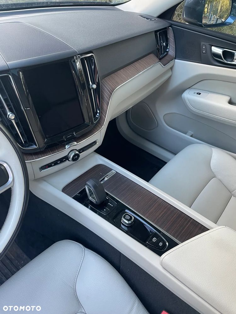 Volvo XC 60 B5 B AWD Geartronic Inscription - 8