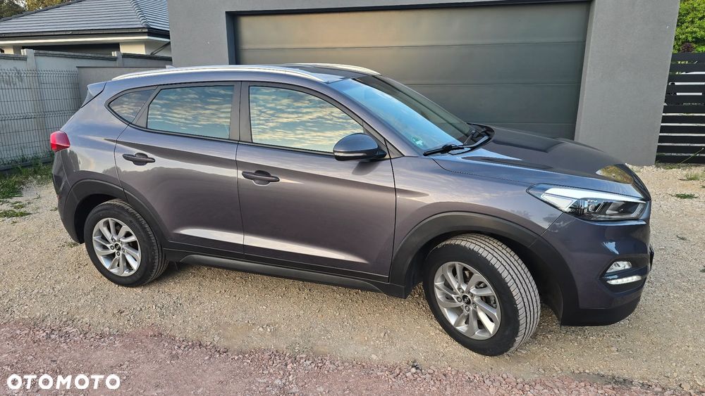 Hyundai Tucson blue 1.7 CRDi 2WD Intro Edition - 4