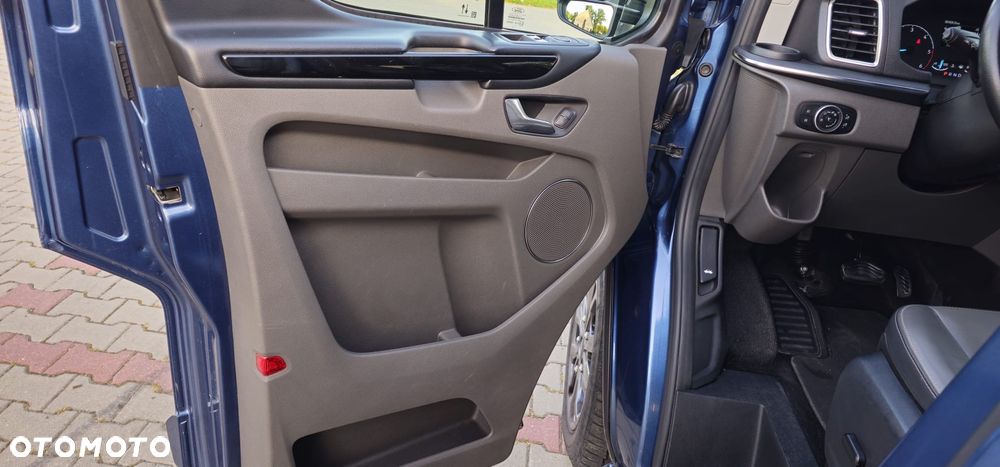 Ford Tourneo Custom 2.0 TDCi L2 Titanium SelectShift - 12