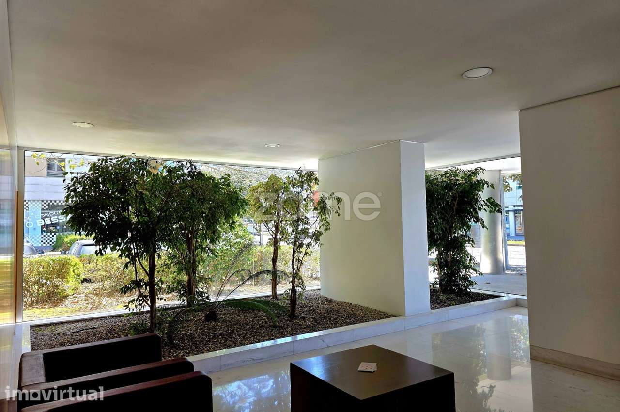 T3 Edif. Boapor 10º piso - 2 frentes garagem box dupla - Grande imagem: 5/56