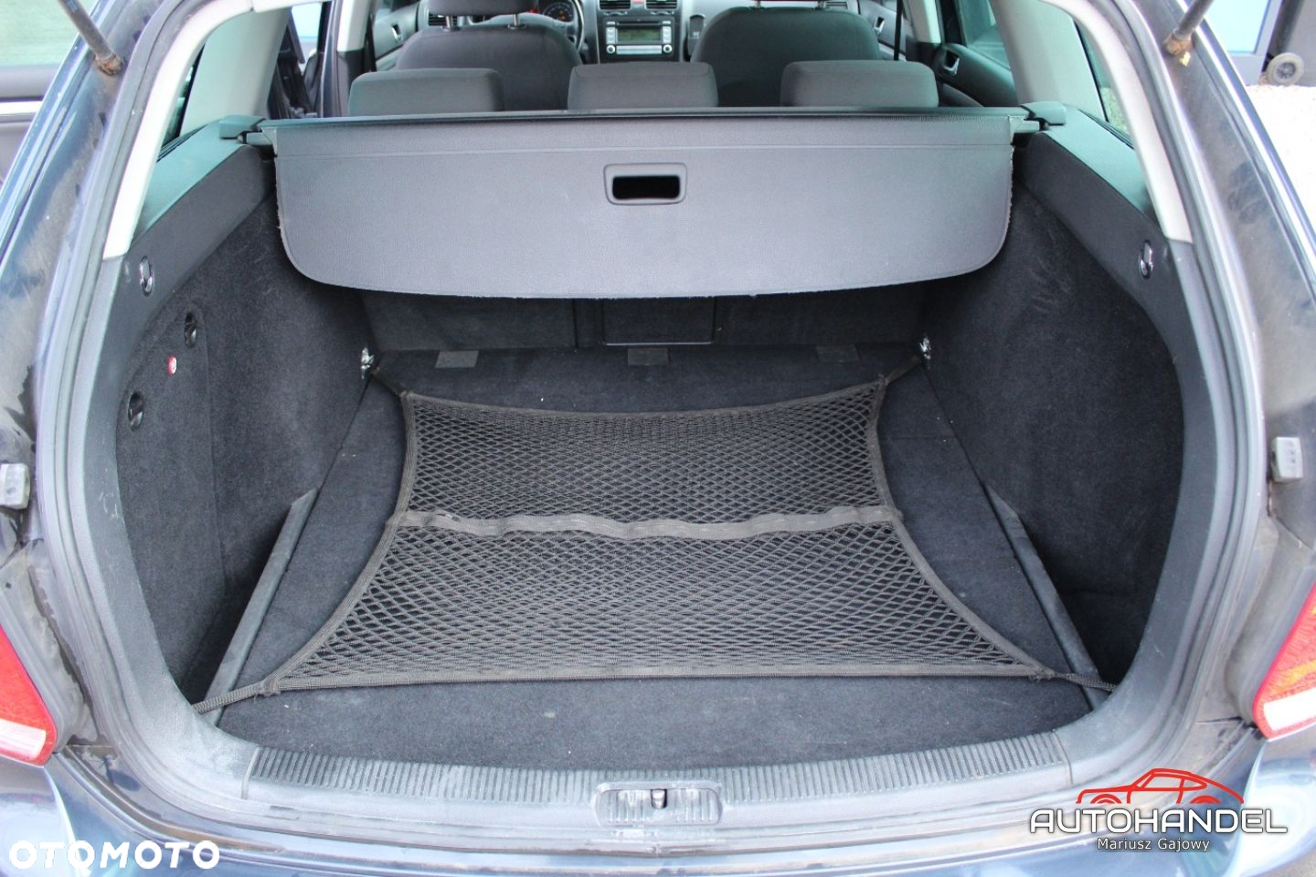 Volkswagen Golf - 16