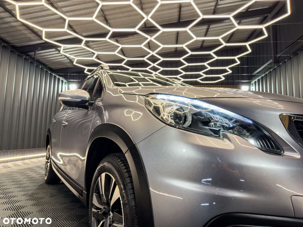 Peugeot 2008 BlueHDi FAP 120 STOP & START EAT6 Allure - 10