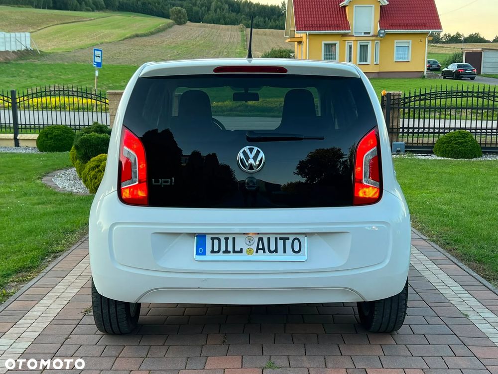 Volkswagen up! high - 10