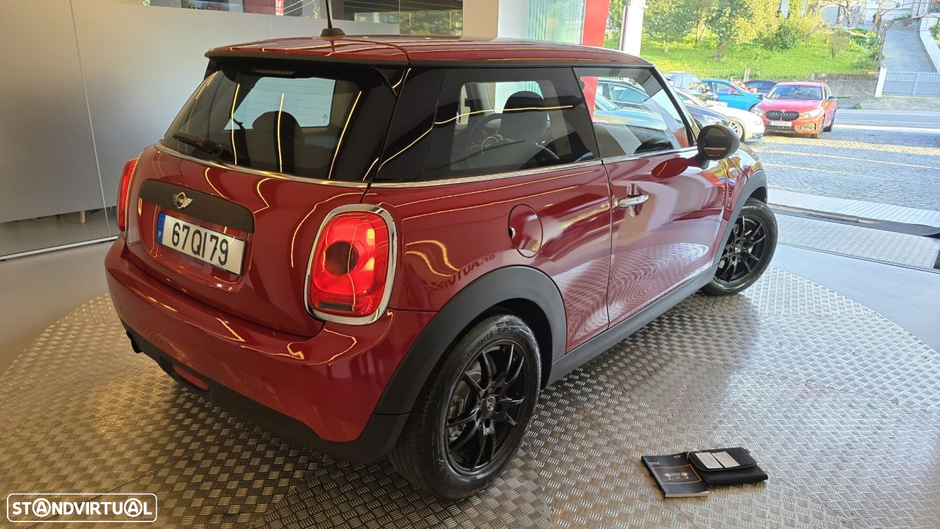MINI 3 Portas One - 19