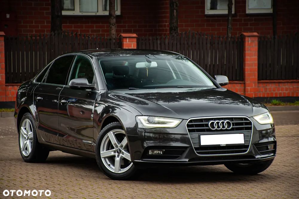 Audi A4 Limousine - 2