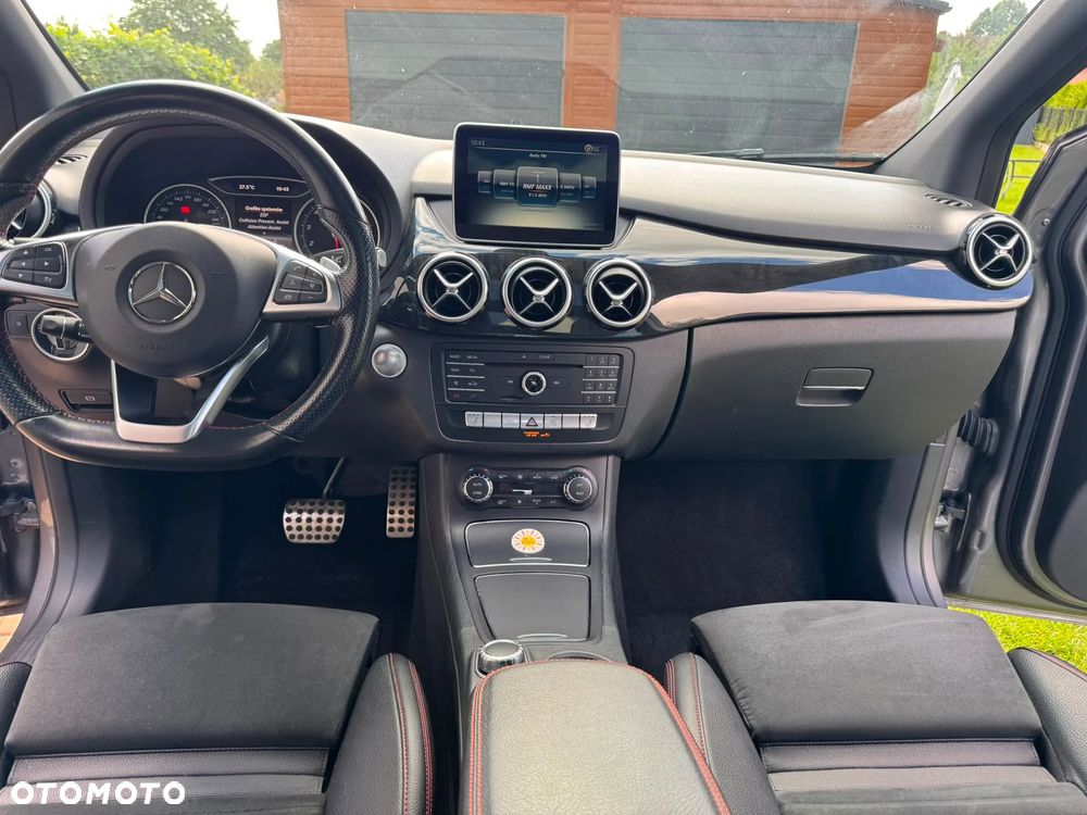 Mercedes-Benz Klasa B 250 4Matic 7G-DCT AMG Line - 26