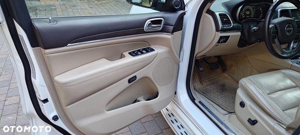 Jeep Grand Cherokee 3.0 CRD Overland Summit EU6 - 11