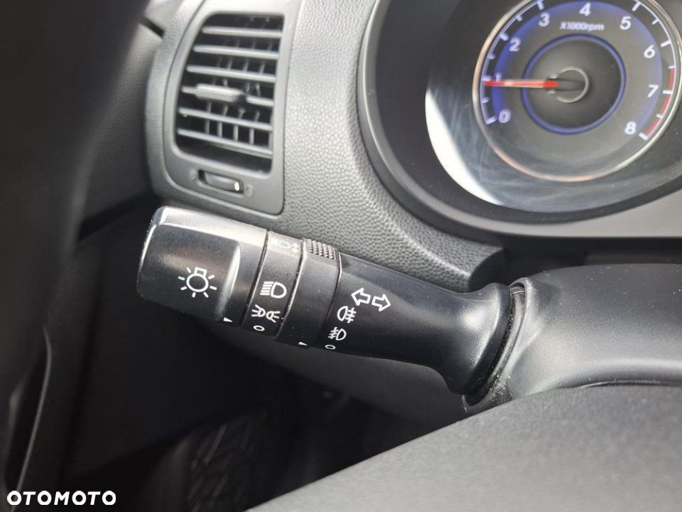 Hyundai ix20 - 18