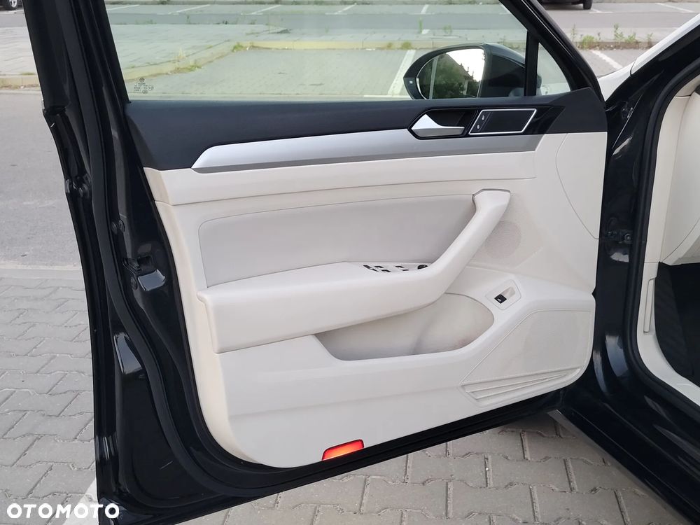 Volkswagen Passat 1.8 TSI BMT Comfortline DSG - 14