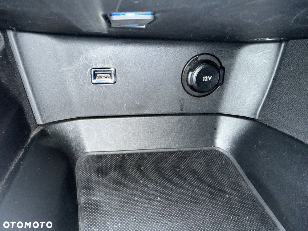 Peugeot 3008 1.5 BlueHDi GT Pack S&S EAT8 - 33