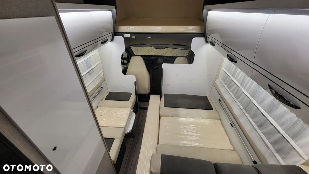 McLOUIS Glamys 322 - 7-osobowy - 25