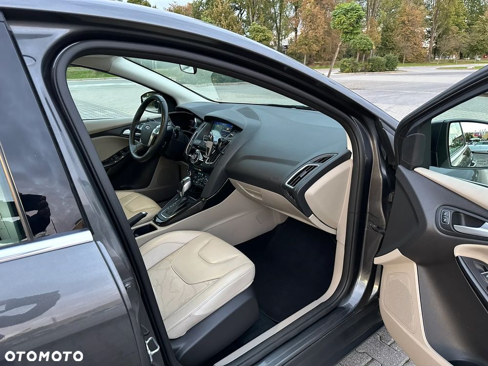 Ford Focus Electric - 35