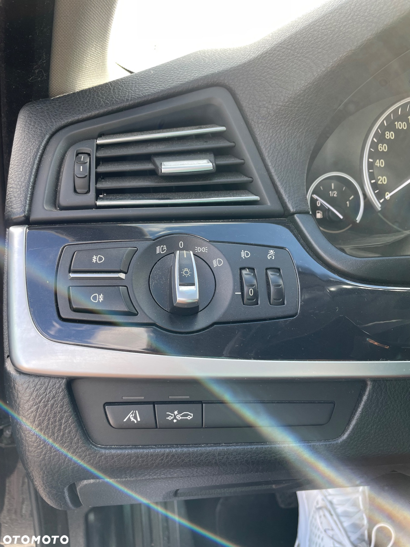 BMW Seria 5 528i Luxury Line - 14