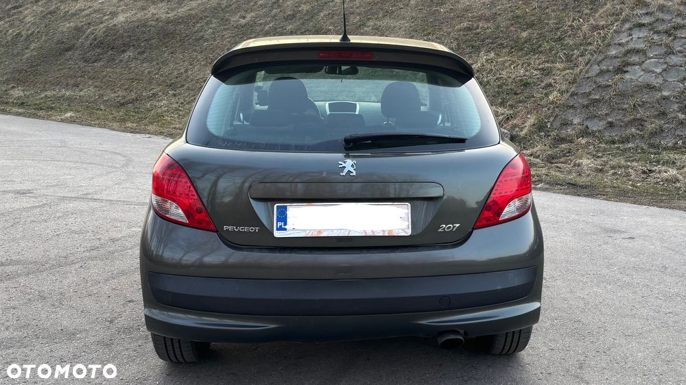 Peugeot 207 - 4