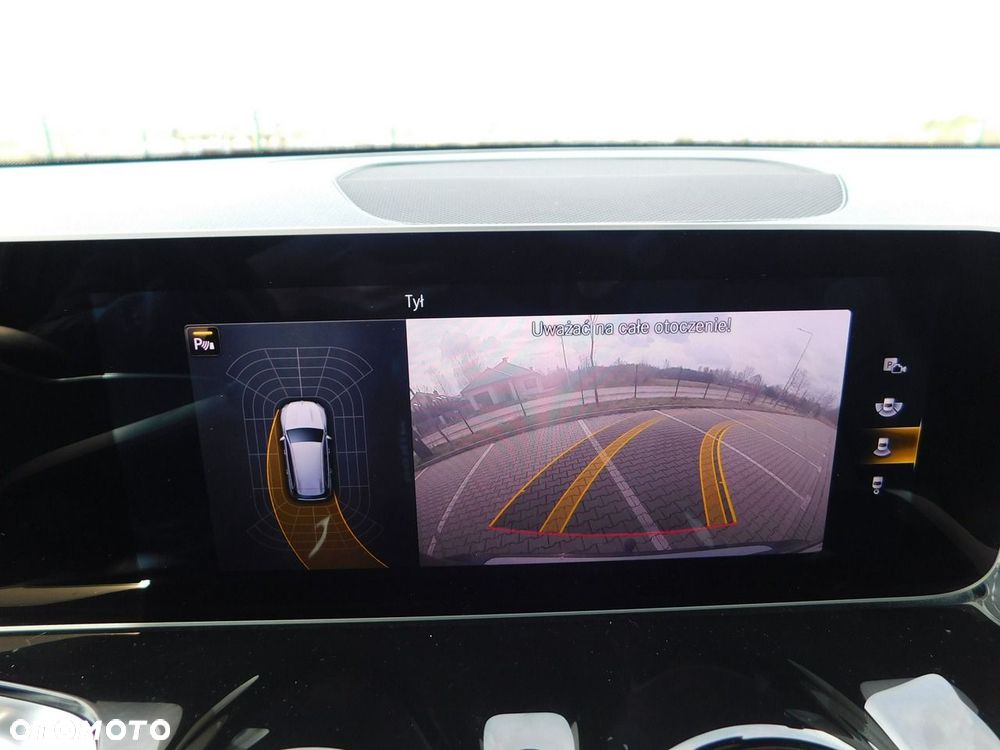 Mercedes-Benz GLB 200 d Progressive 8G-DCT - 11