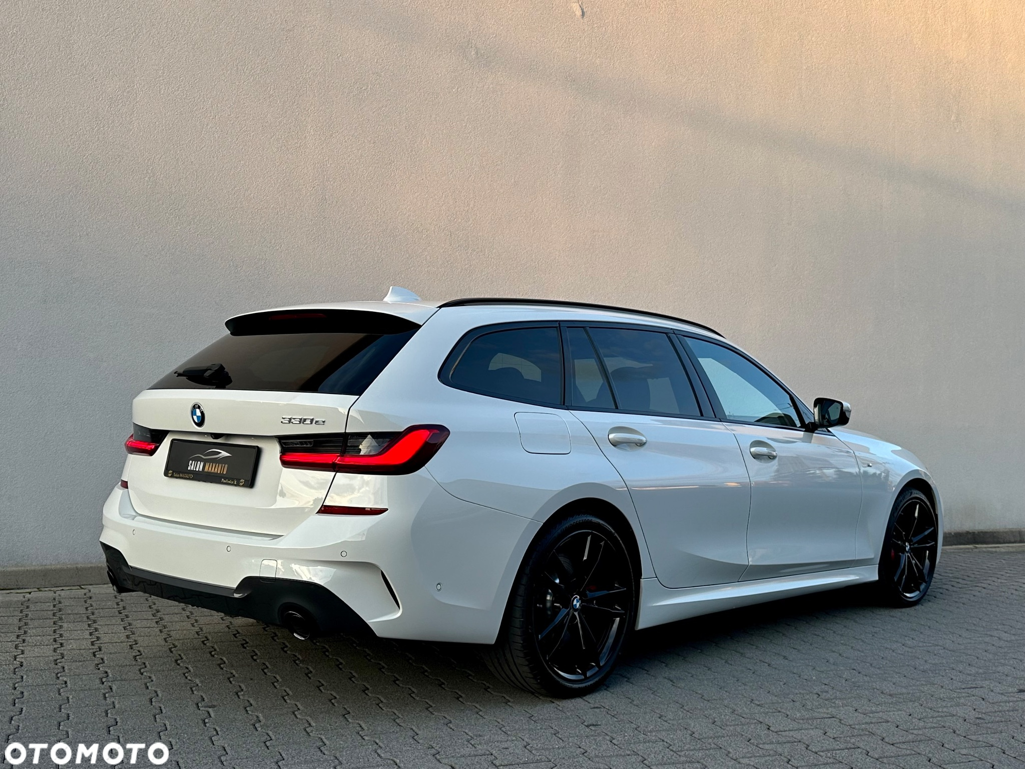 BMW Seria 3 330e PHEV M Sport sport - 14