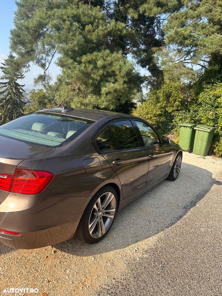 BMW Seria 3 328i Touring Aut. - 5