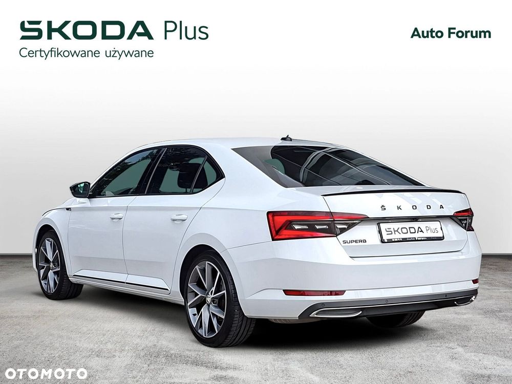 Skoda Superb 2.0 TDI SCR Sportline DSG - 4