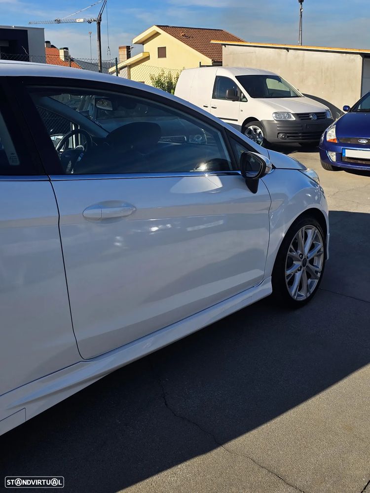 Ford Fiesta 1.0 T EcoBoost Sport - 14