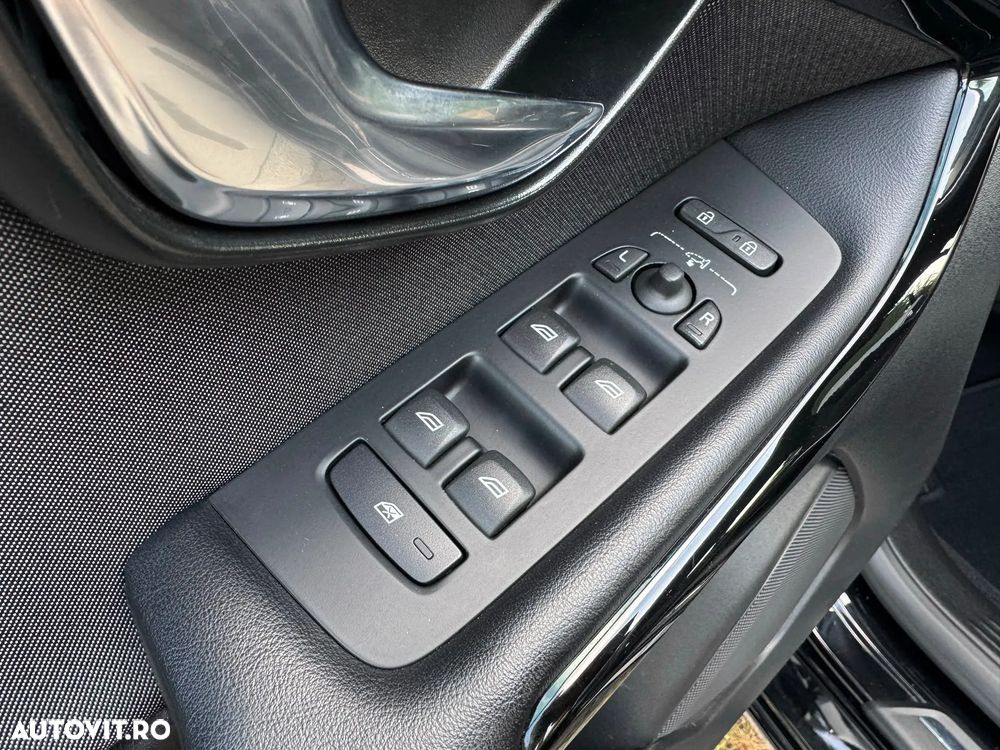 Volvo V40 D2 Geartronic Pro - 22