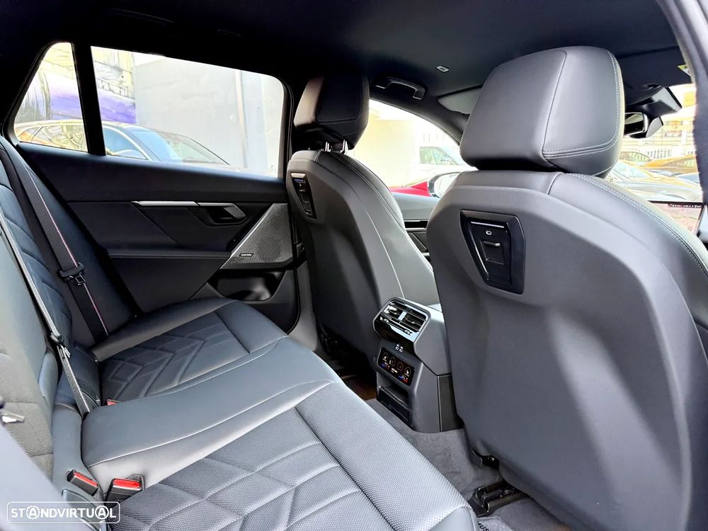 BMW 530 e Pack Desportivo M Pro - 31