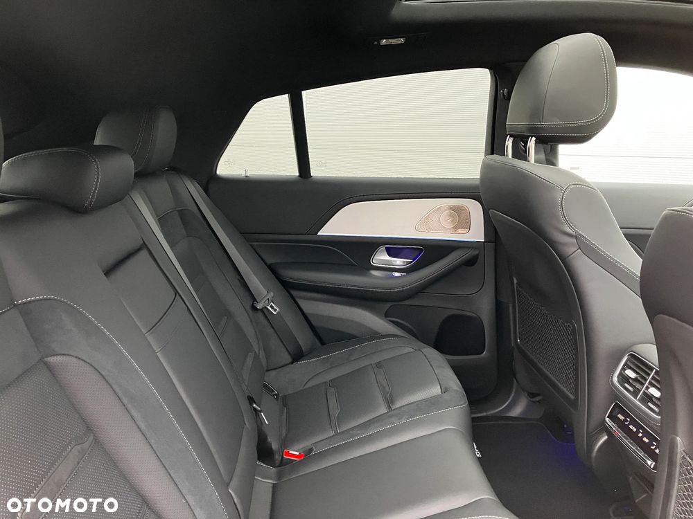 Mercedes-Benz GLE AMG Coupe 53 PHEV 4-Matic+ - 6