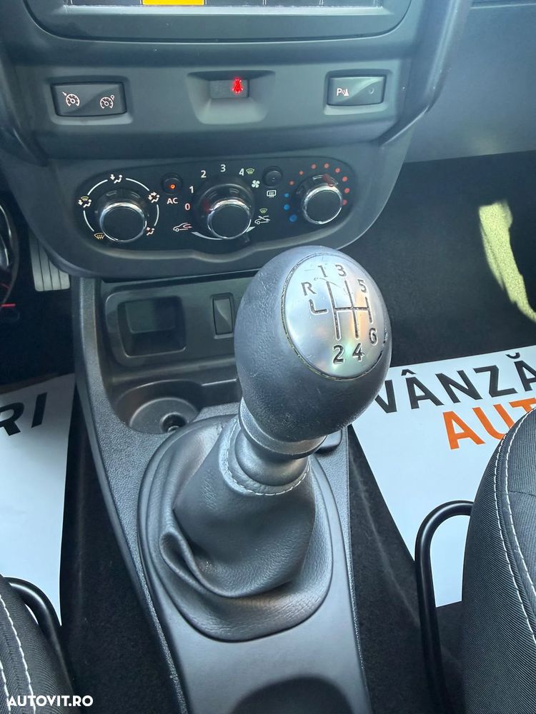 Dacia Duster 1.5 dCi 4x2 Prestige - 14