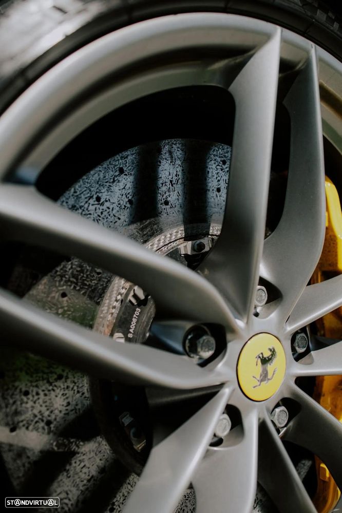Ferrari 488 GTB - 22