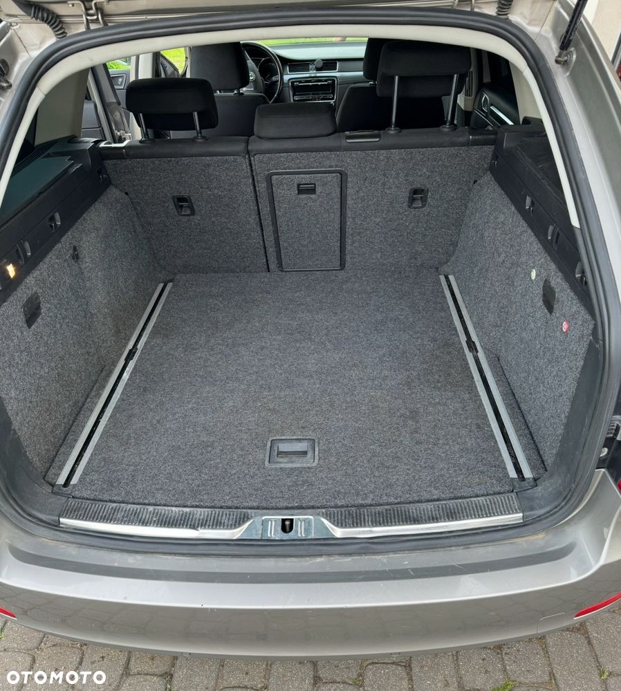 Skoda Superb 2.0 TDI PD Ambition - 16