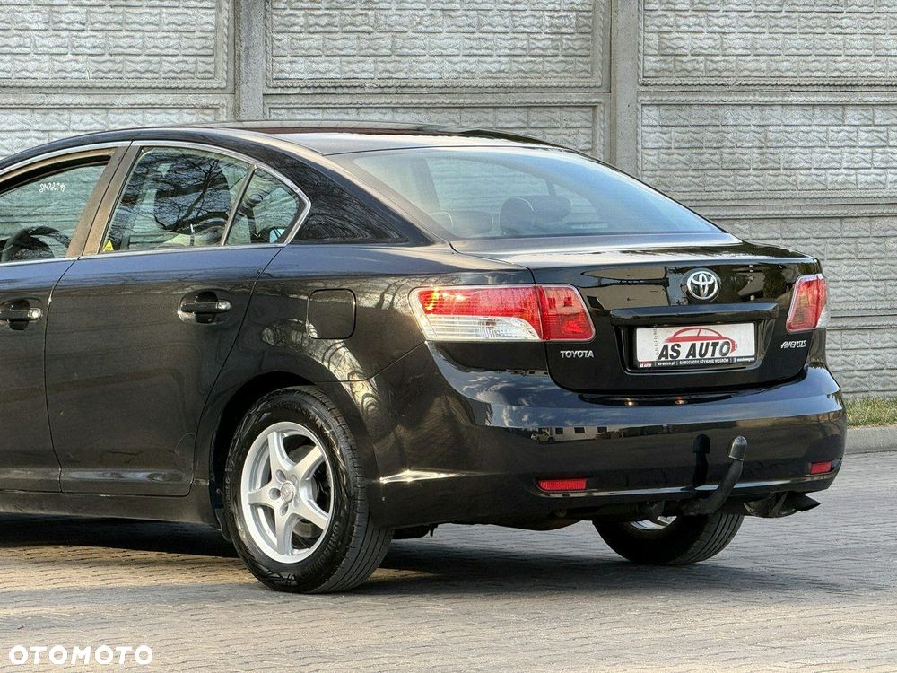 Toyota Avensis 1.8 Prestige - 36