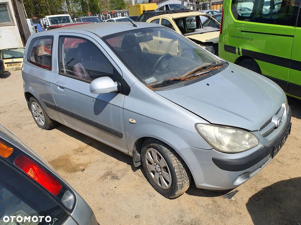 hyundai getz maska zderzak lampa grill błotnik drzwi zbiornik paliwa szyba lusterko klamka klapa - 2