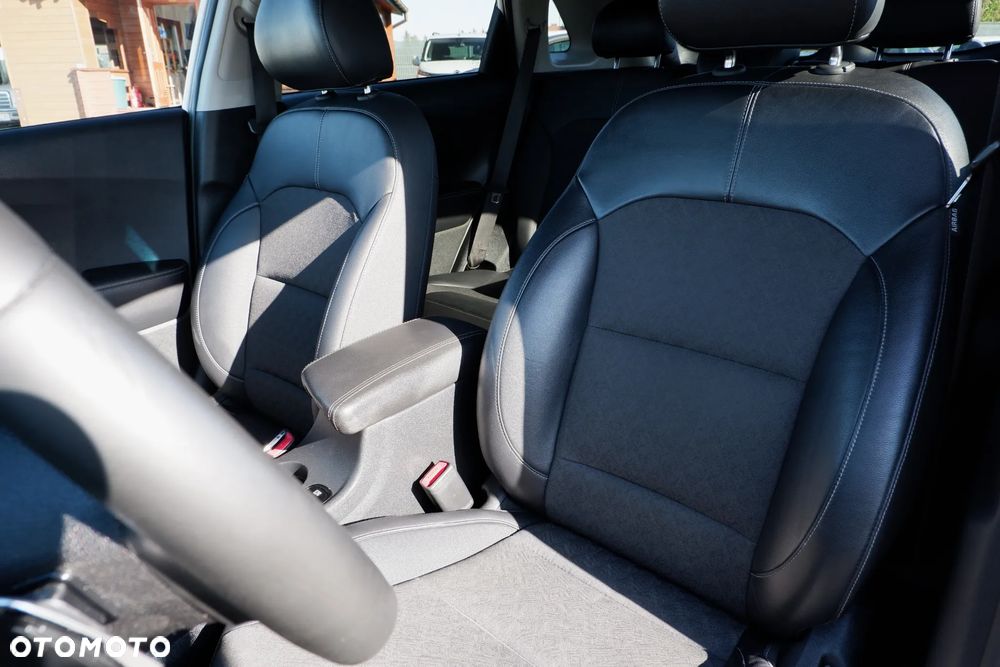 Kia Niro 1.6 GDI Hybrid L Business Line - 25
