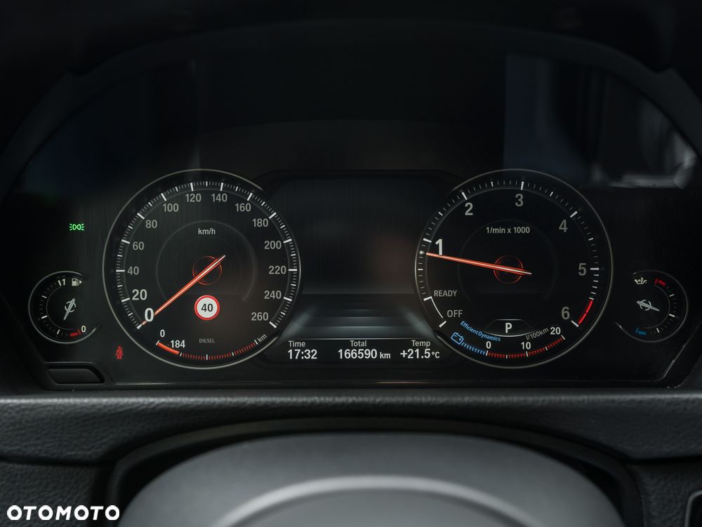 BMW Seria 3 320d M Sport Shadow - 25